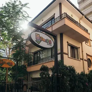 الشباب ديبس بيت شباب